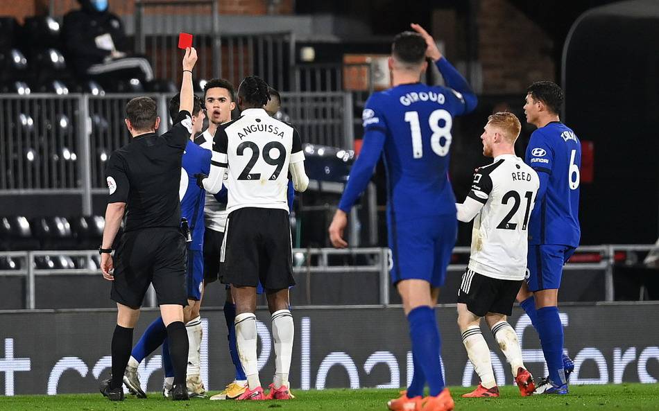 地上足球：偷溜诺坎普释放回归信号？解析梅西为何必重回巴萨